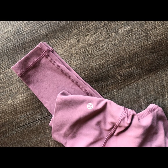 **Rare mauve/pink Lululemon Align leggings - Picture 2 of 3
